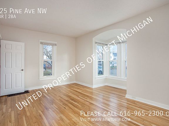 5th image of 325 Pine Ave NW