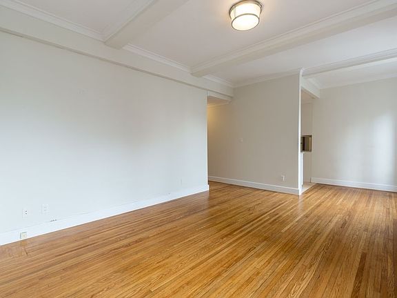 3rd image of 210 W 70th St APT 1206