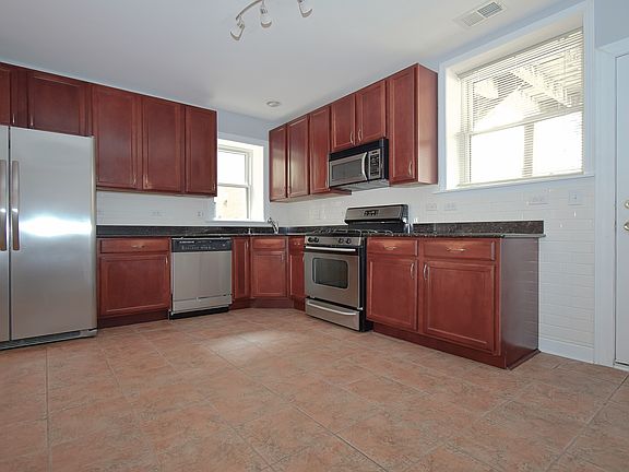 5th image of 9106 Lamon Ave APT 1S