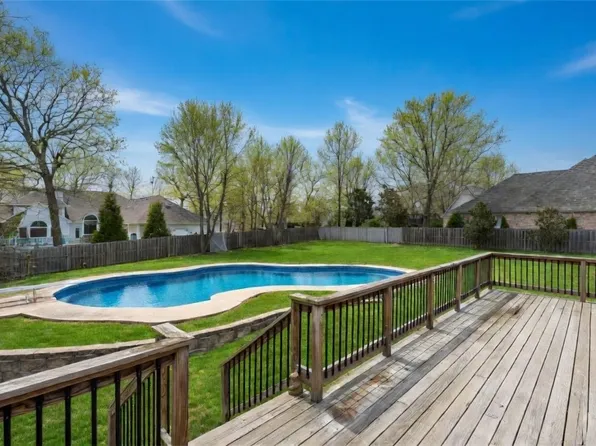 3028 Willow Bend Cir, Springdale, AR 72762