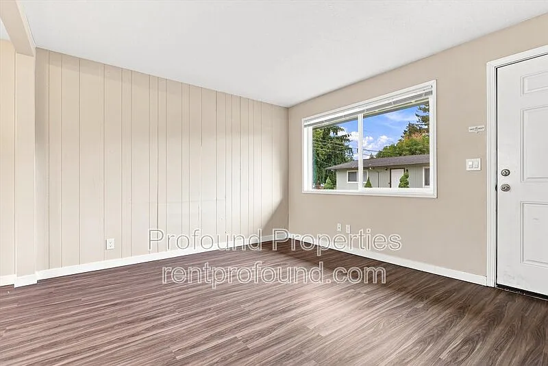 2 bed, 1.0 bath, 800 sqft, $1,625 — Photo 3