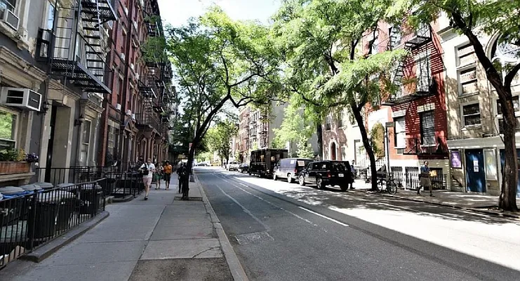 Rented by Michal Kuras, LREB | media 9