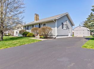 4 Vista Dr, Danvers, MA 01923