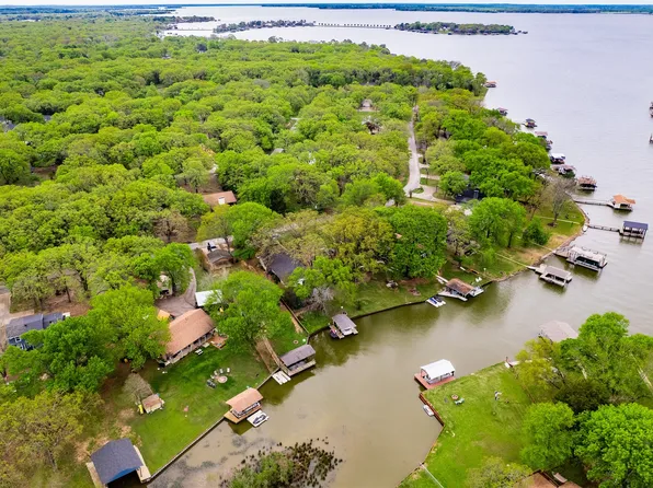 134 Armada Loop, Mabank, TX 75156