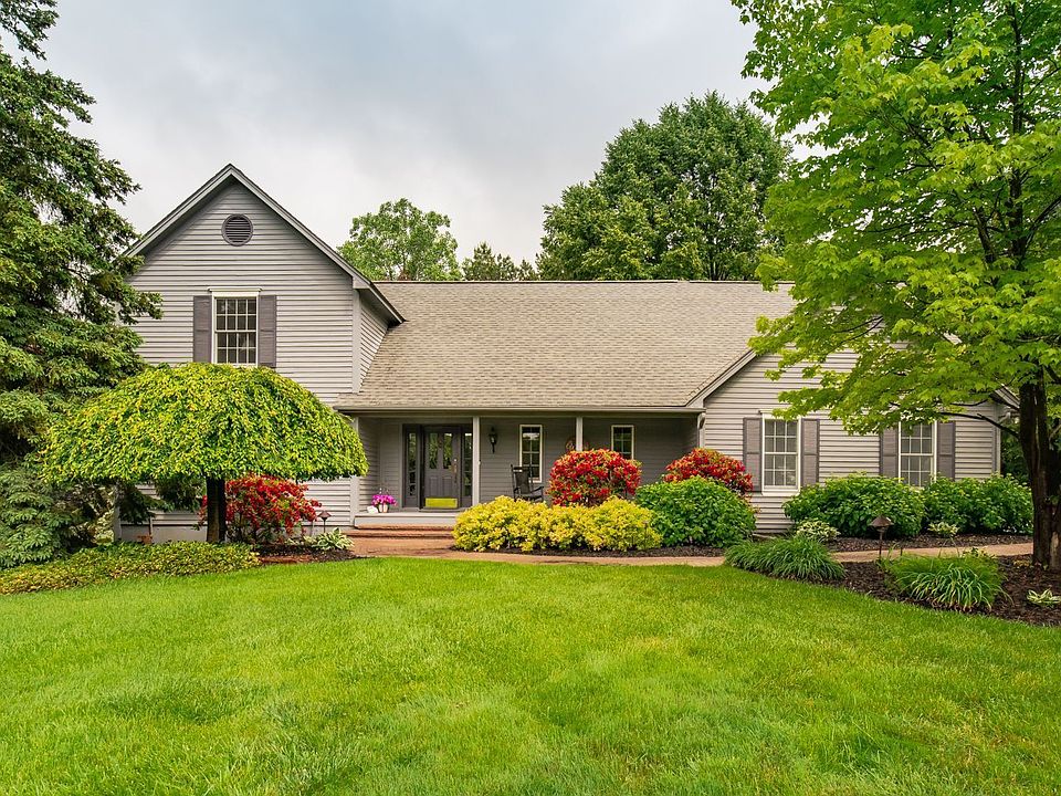 1st image of 7338 Deerhill Dr