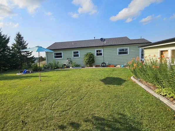 3279 Lighthouse LANE, West Bend, WI 53090