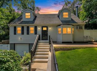 14 Seaside Avenue, Sound Beach, NY 11789