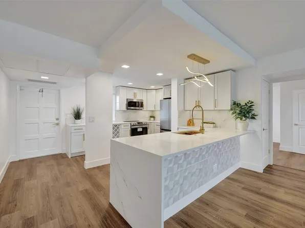 3300 N Palm Aire Drive #308, Pompano Beach, FL 33069