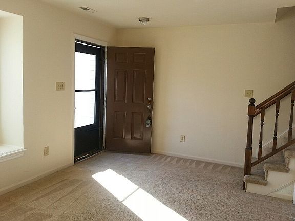 Spacious living room