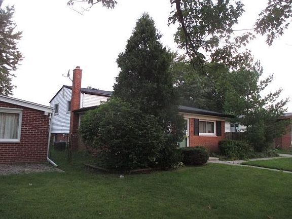 2nd image of 28815 Barkman St