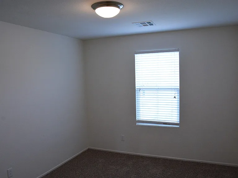 9920 Turquoise Glass Ct — Photo 20