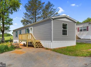 22 Ashton Dr, New Providence, PA 17560