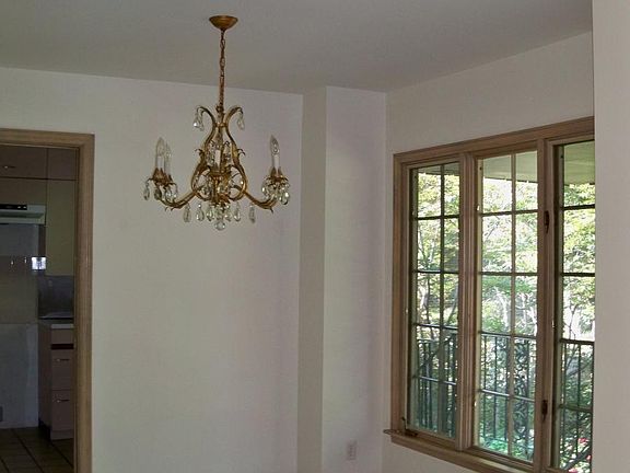 4th image of 702 N 25th St APT 2