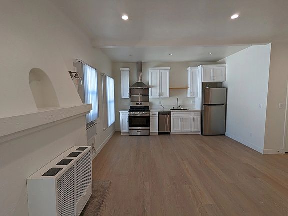 5th image of 559 N Normandie Ave APT 203