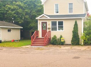 56547 Boundary St, Calumet, MI 49913