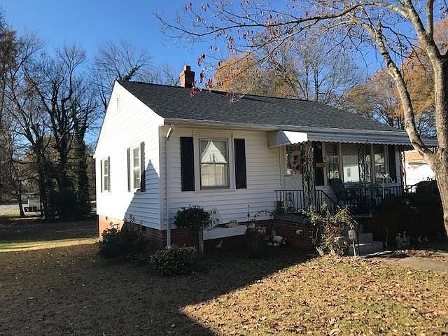 2nd image of 915 Kilby St