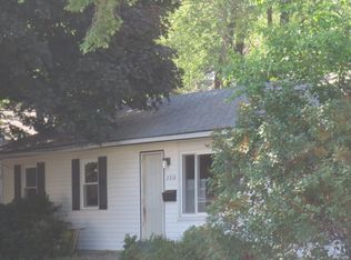 2310 Lantern Hill Dr, Urbana, IL 61802