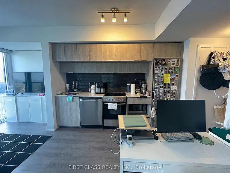 181 Dundas St E #3808 — Photo 5