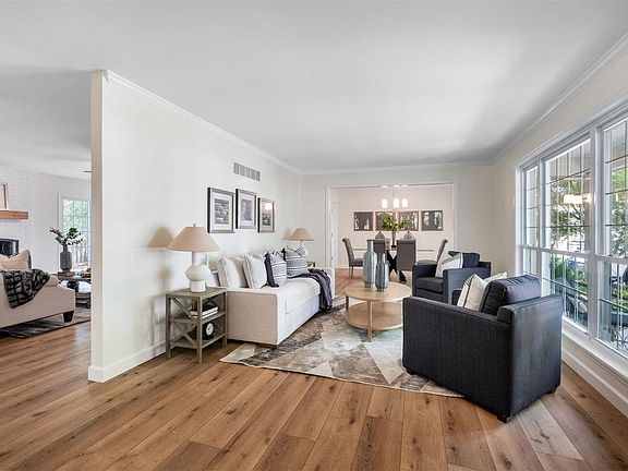 4th image of 13284 Gateroyal Dr