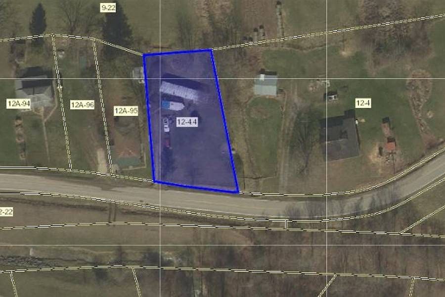 2nd image of 1126 Bear Mountain Rd