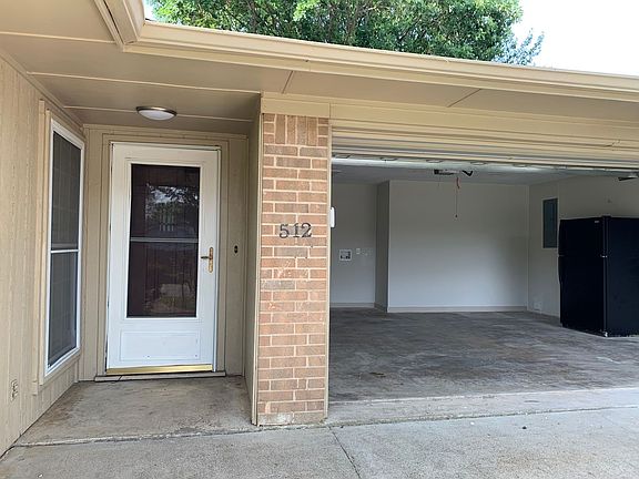 3rd image of 512 Coronado Dr