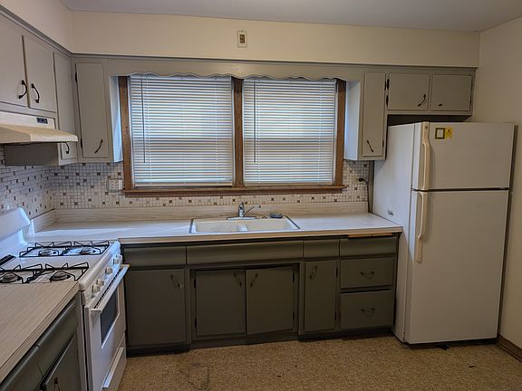 5th image of 6173 N Northwest Hwy APT G1