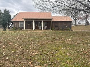 935 Oak Manor Rd, Mc Kenzie, TN 38201