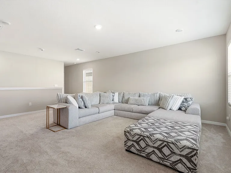33702 Garden Sage Isle — Photo 40