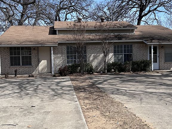 2nd image of 605 McQueary St