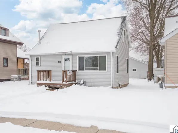 719 Nicollet Ave, North Mankato, MN 56003