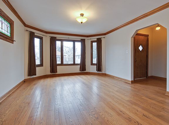 4th image of 4254 N Overhill Ave