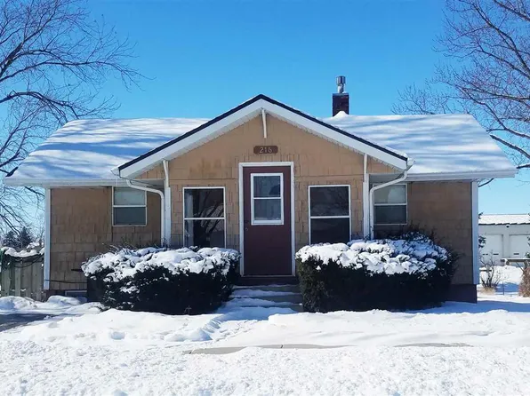 216 S Nebraska St, Wayne, NE 68787
