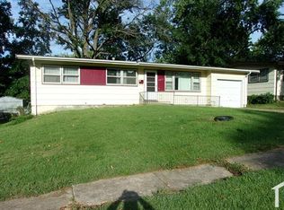 9013 Dever Dr, Saint Louis, MO 63136