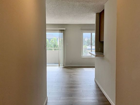 5th image of 1190 W Hillsdale Blvd #12