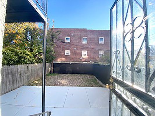 1st image of 165-20 Sanford Ave #3