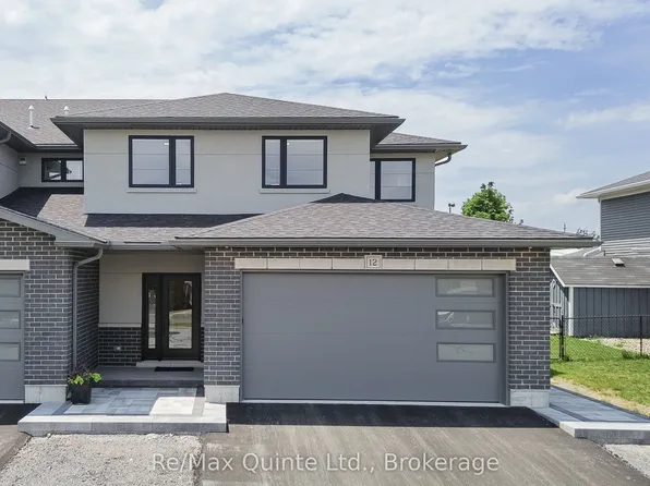 12 Stinson Ave, Belleville, ON K8P 5N9