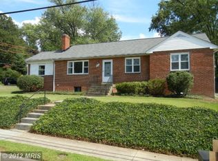 2950 N Rochester St, Arlington, VA 22213