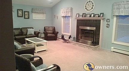 4th image of 194 Lincoln Ave