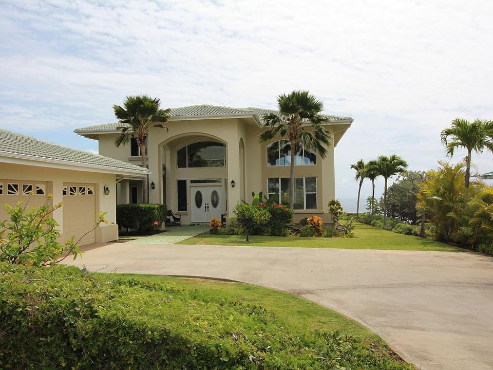 2 story luxury Home w panoramic ocean view