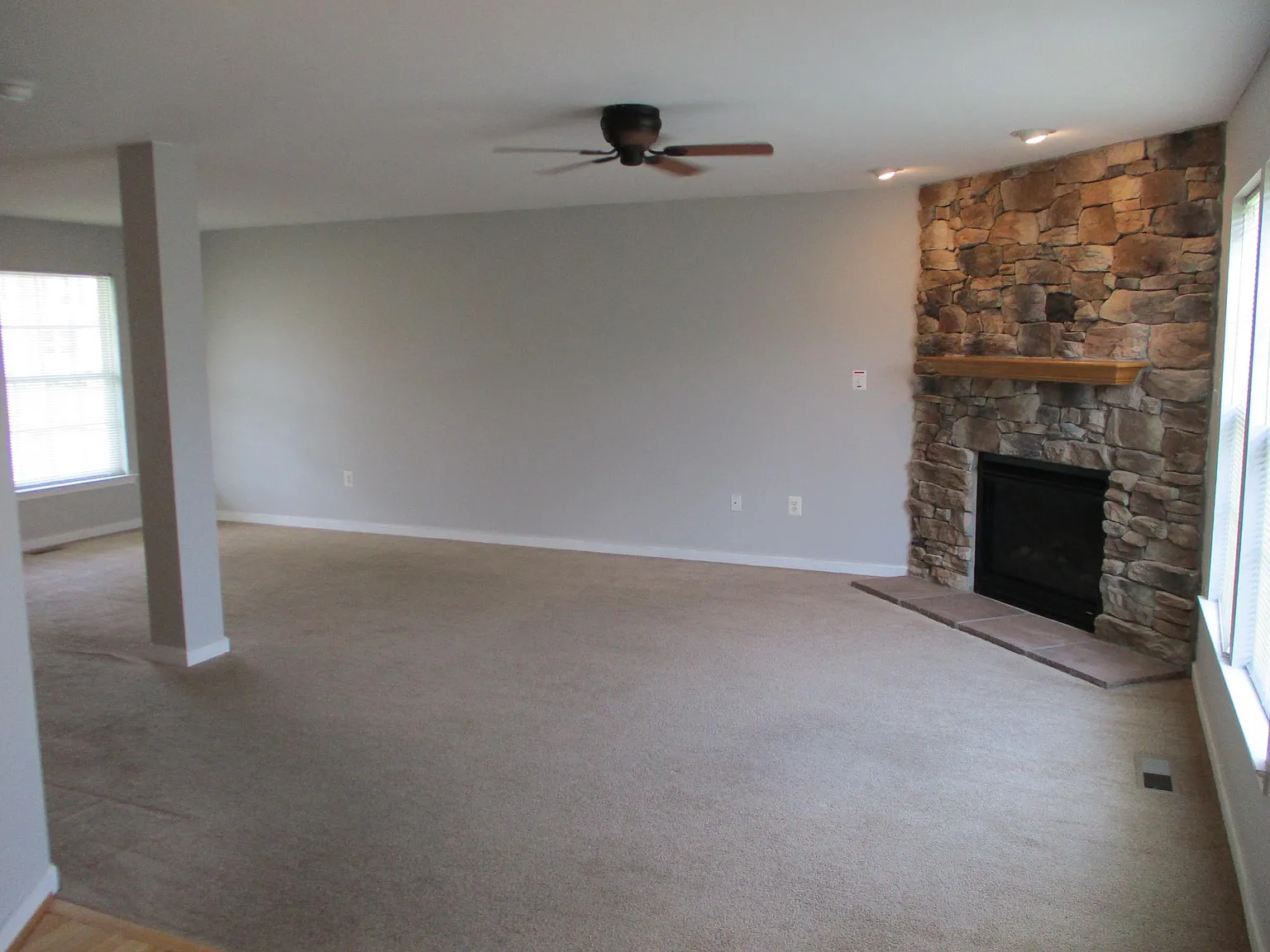4 bed, 3.5 bath, 2200 sqft, $2,650 — Photo 4