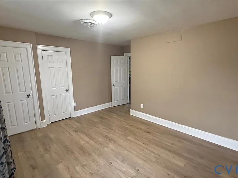 335 Claremont St — Photo 9