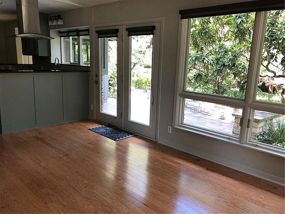 4th image of 4616 Shoal Creek Blvd