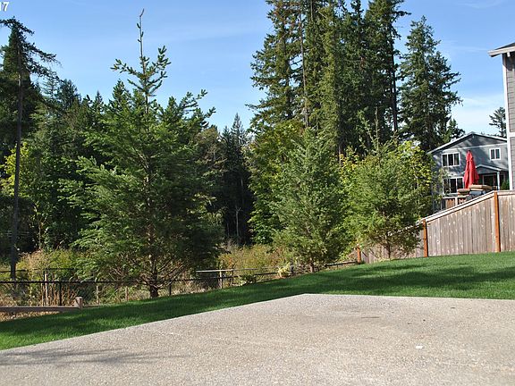 3rd image of 101 NE 58th Ave