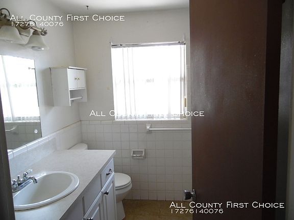 4th image of 2167 Poinciana Ter