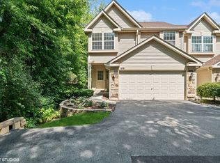 1891 Maplewood Ct, Grayslake, IL 60030
