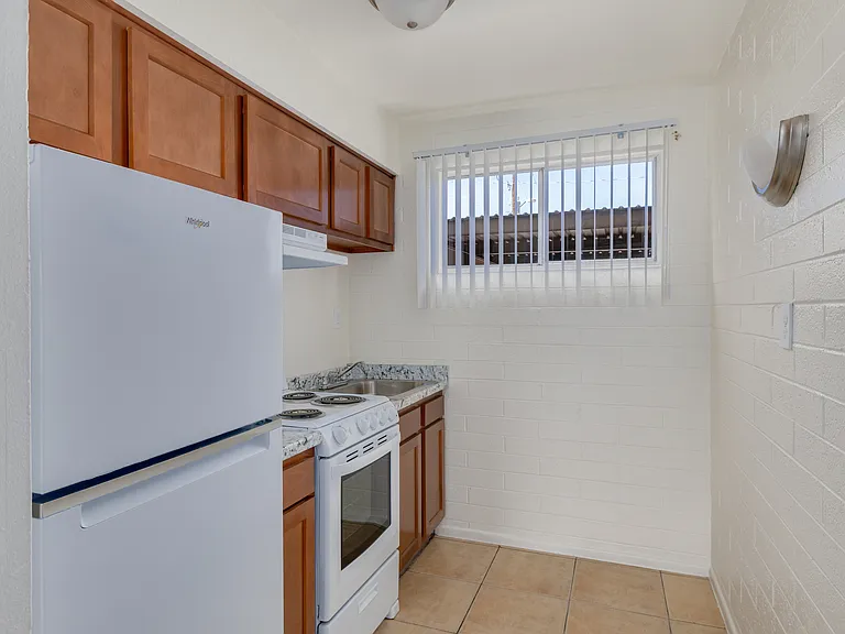 Mountain Vista Apartments — Photo 9