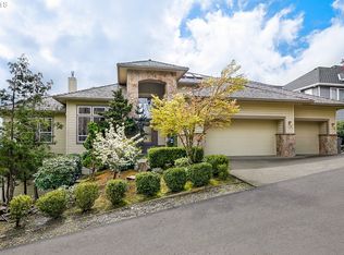 11915 SW Aspen Ridge Dr, Tigard, OR 97224