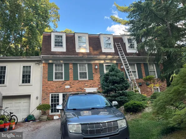 9709 Stoneybrook Dr, Kensington, MD 20895