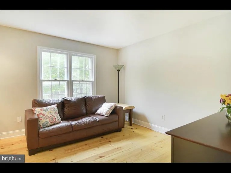 9630 Hillock Ct — Photo 9