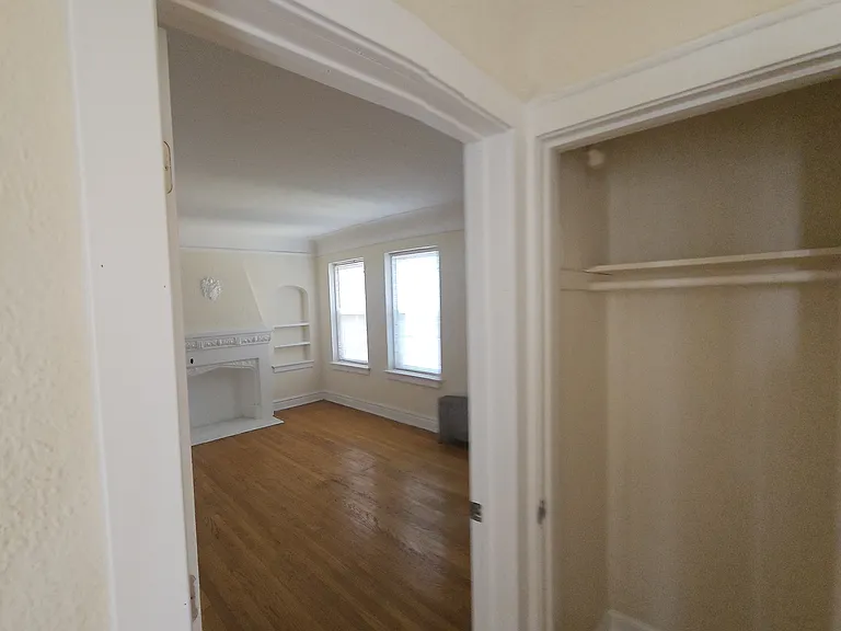6323 N Mozart St #2A — Photo 8